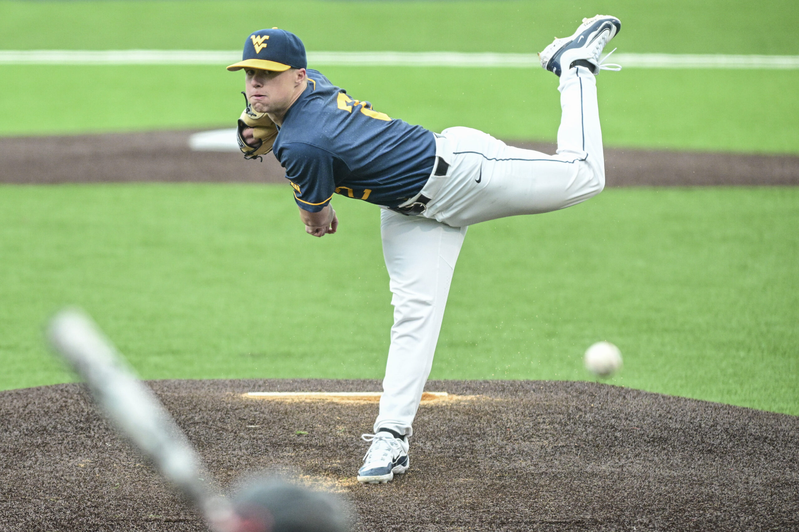 Mountaineers head to Huntington to battle Marshall